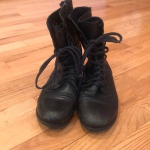 Steve Madden Black troopa combat boots